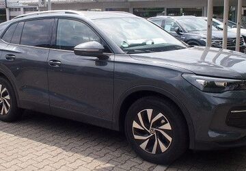 VW Tiguan 13.500 km 32.989 &euro; Gladbeck 45964