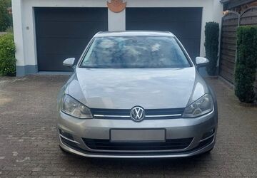 VW Golf 106.000 km 12.500 &euro; Gladbeck 45964