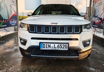 Jeep Compass 103.000 km 13.999 &euro; Dinslaken 46537