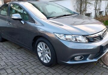 Honda Civic 86.985 km 9.500 &euro; Gladbeck 45966