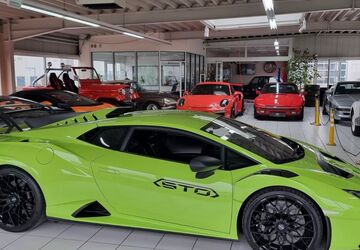 Lamborghini Huracán 2.450 km 337.800 &euro; Wesel 46485