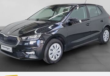 Skoda Fabia 15.854 km 16.590 &euro; Bochum 44809