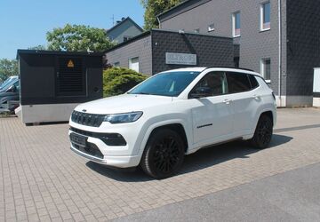 Jeep Compass 7.701 km 27.999 &euro; Bochum 44867