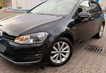 VW Golf 120.600 km 9.900 &euro; Oberhausen 46145