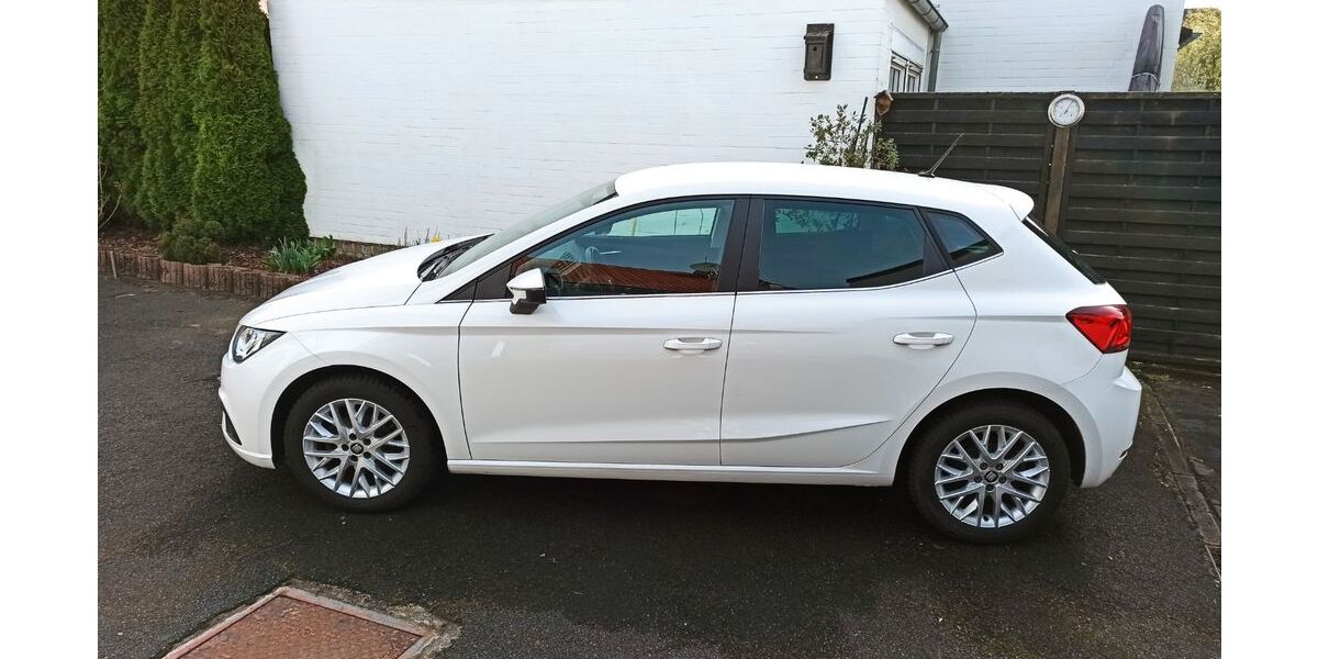 Seat Ibiza 102.000 km 9.000 &euro; Mülheim 45472