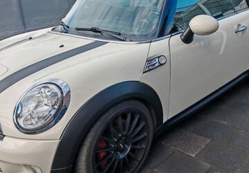 Mini John Cooper Works Cabrio 178.000 km 7.900 &euro; Duisburg 47138