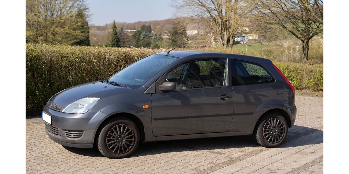 Ford Fiesta 136.000 km 1.400 &euro; Sprockhövel 45549