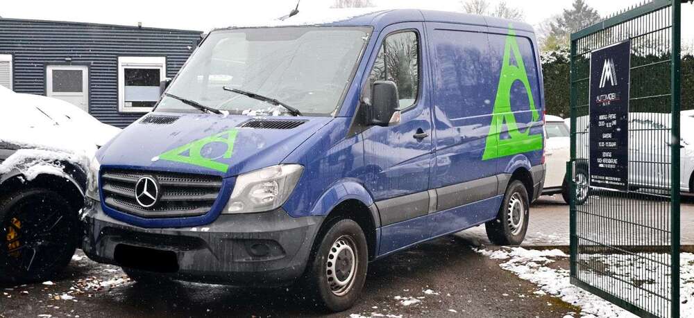 Mercedes-Benz Sprinter 130.285 km 11.590 &euro; Marl 45770