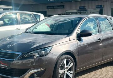 Peugeot 308 125.000 km 8.699 &euro; Rheinberg 47495