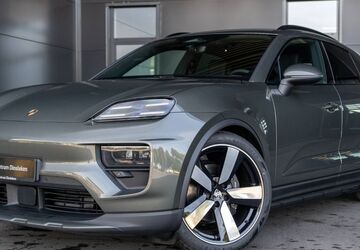 Porsche Macan 4.999 km 99.934 &euro; Dinslaken 46535