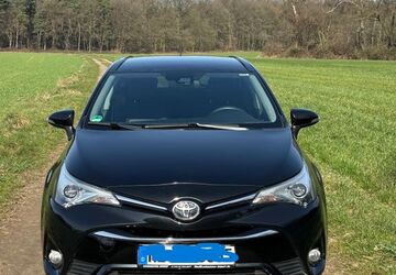 Toyota Avensis 154.500 km 11.999 &euro; Haltern am See 45721