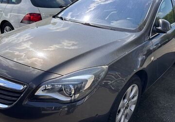 Opel Insignia 180.000 km 6.900 &euro; ESSEN 45326