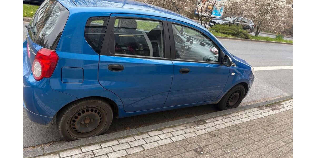 Chevrolet Aveo 126.580 km 2.000 &euro; Hattingen 45525