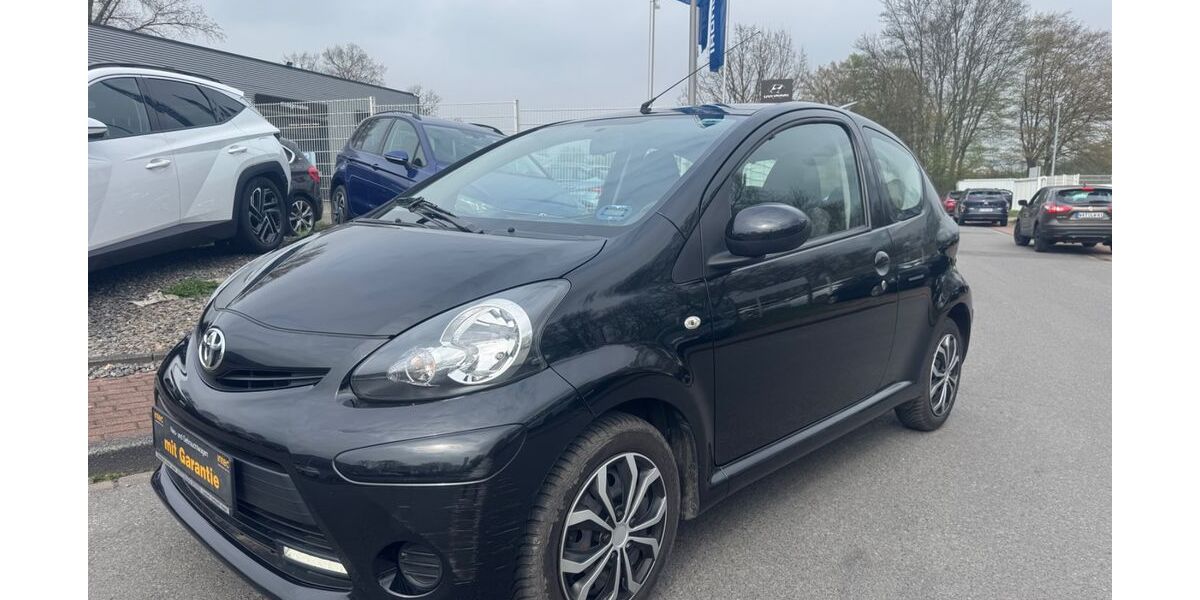 Toyota Aygo (X) 100.000 km 3.990 &euro; Datteln 45711