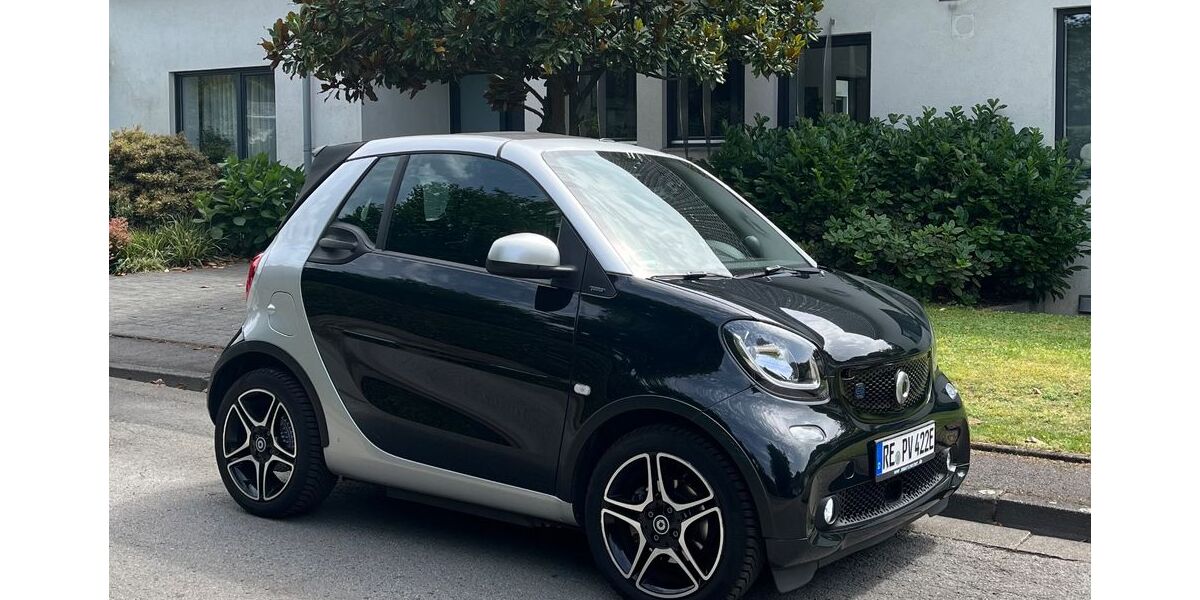 Smart ForTwo 30.000 km 10.700 &euro; Recklinghausen 45657