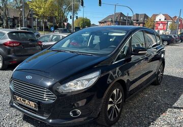 Ford S-Max 174.300 km 11.900 &euro; Bochum 44866
