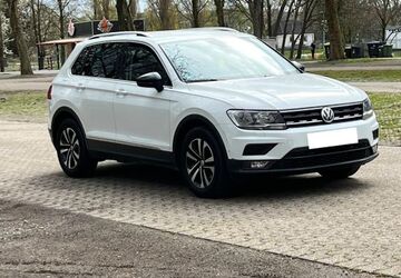 VW Tiguan 129.700 km 16.900 &euro; Oberhausen 46045