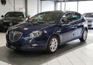 Lancia Delta 148.000 km 2.500 &euro; Herne 44652