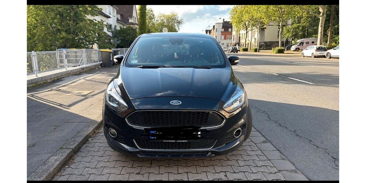 Ford S-Max 252.000 km 13.700 &euro; Castrop-Rauxel 44575
