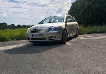 Toyota Avensis 215.000 km 7.000 &euro; Dinslaken 46535