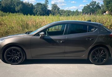 Mazda 3 212.563 km 6.490 &euro; Recklinghausen 45663