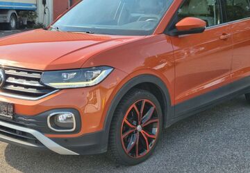 VW T-Cross 219.000 km 10.900 &euro; Gelsenkirchen 45881