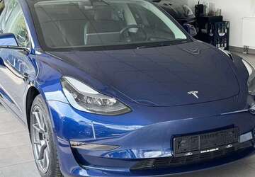 Tesla Model 3 66.400 km 29.990 &euro; Mülheim an der Ruhr 45478