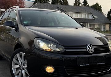 VW Golf 215.000 km 4.950 &euro; Oer Erkeschwick 45739