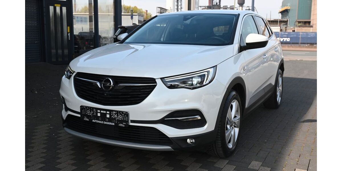 Opel Grandland (X) 92.000 km 14.950 &euro; Duisburg 47259