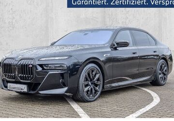 BMW i7 3.238 km 131.440 &euro; Velbert 42553