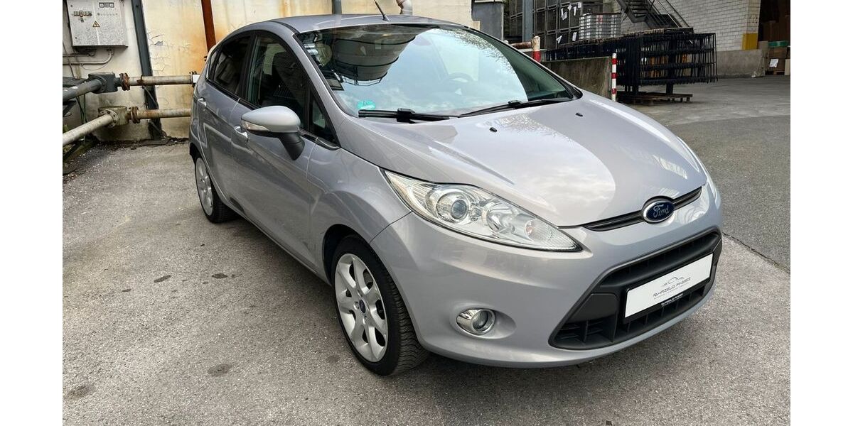 Ford Fiesta 109.748 km 5.499 &euro; Heiligenhaus 42579