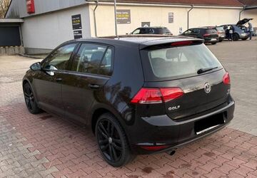 VW Golf 106.000 km 8.699 &euro; Haltern am See 45721