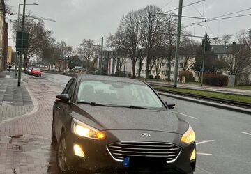 Ford Focus 115.000 km 9.500 &euro; Duisburg 47055