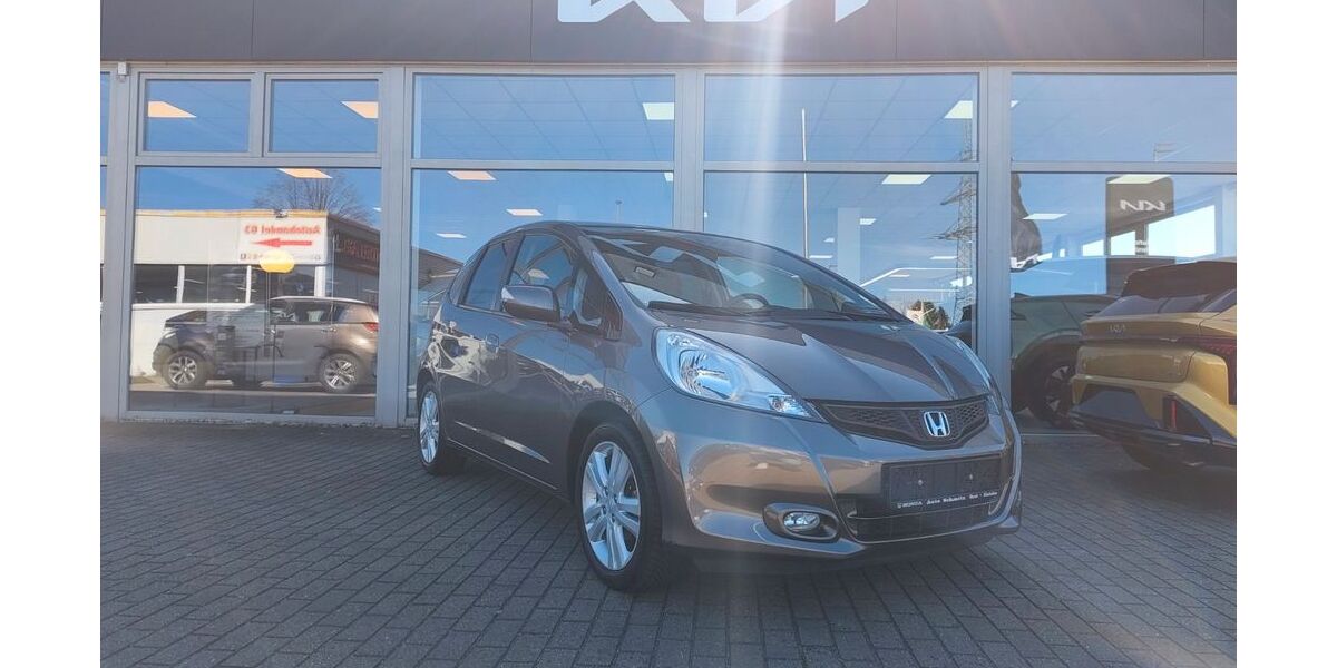 Honda Jazz 71.000 km 8.450 &euro; Dinslaken 46539