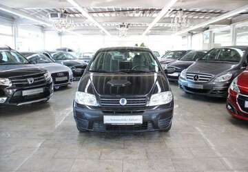 Fiat Punto 150.000 km 1.990 &euro; Essen 45356