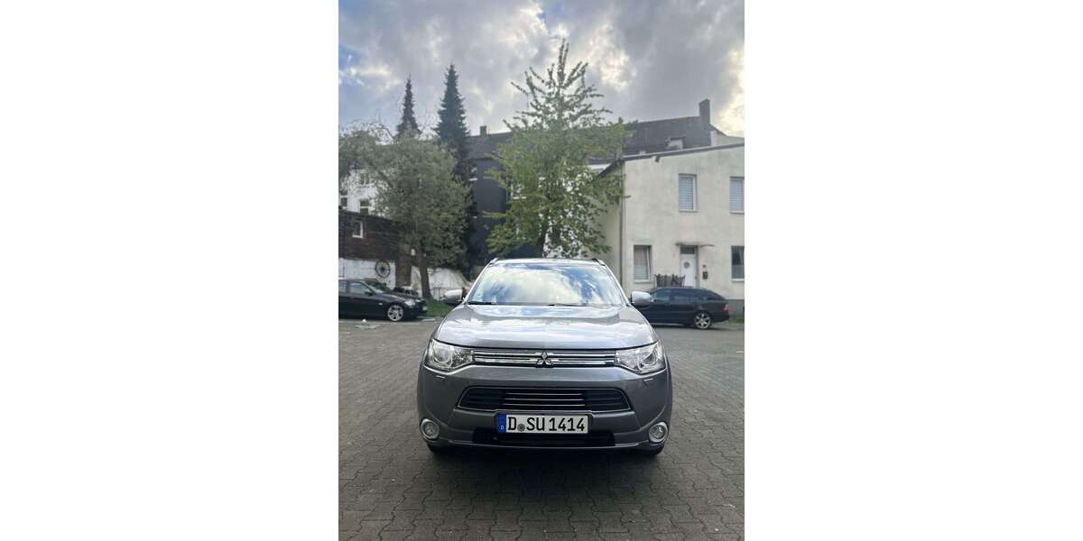 Mitsubishi Outlander 236.000 km 10.990 &euro; essen 45307