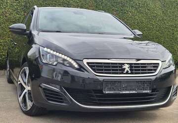 Peugeot 308 184.000 km 8.900 &euro; Essen 45356