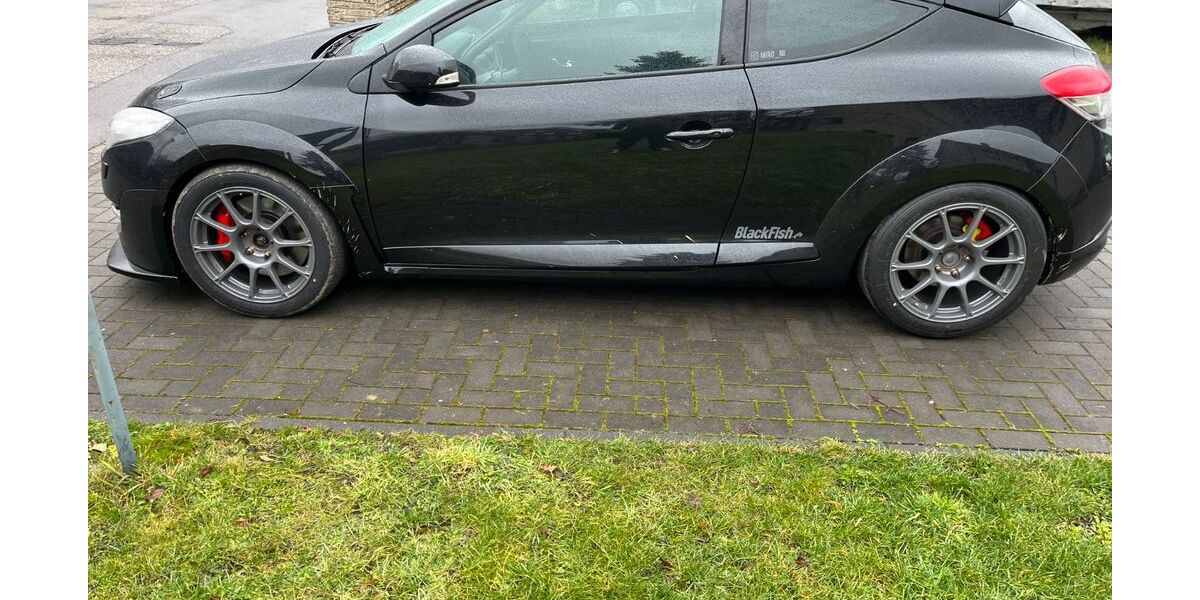 Renault Megane 106.000 km 21.100 &euro; Oberhausen 46149