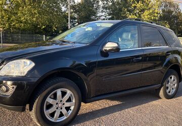 Mercedes-Benz ML 350 425.000 km 6.990 &euro; Essen 45356
