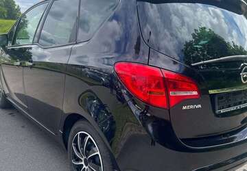 Opel Meriva 104.800 km 5.800 &euro; Bottrop 46238