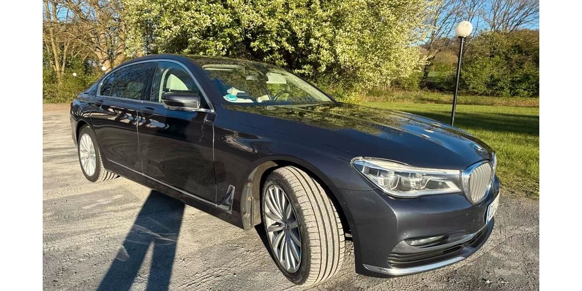 BMW 740 353.000 km 20.499 &euro; Waltrop 45731