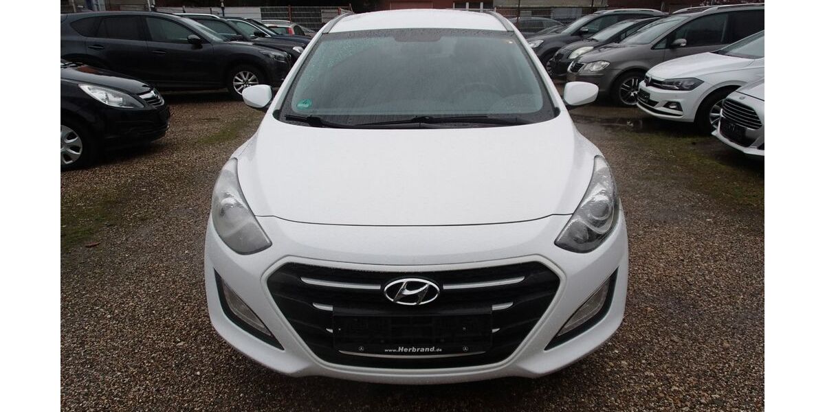 Hyundai i30 212.000 km 4.599 &euro; Oberhausen 46149