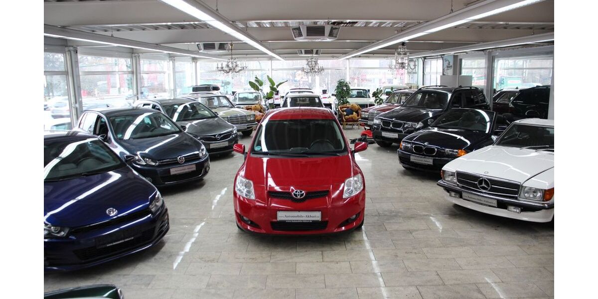 Toyota Auris 90.000 km 5.990 &euro; Essen 45356
