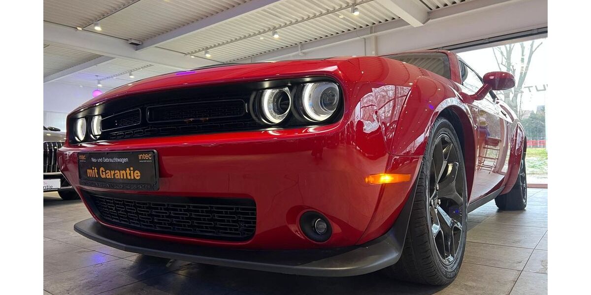 Dodge Challenger 9.400 km 29.990 &euro; Datteln 45711