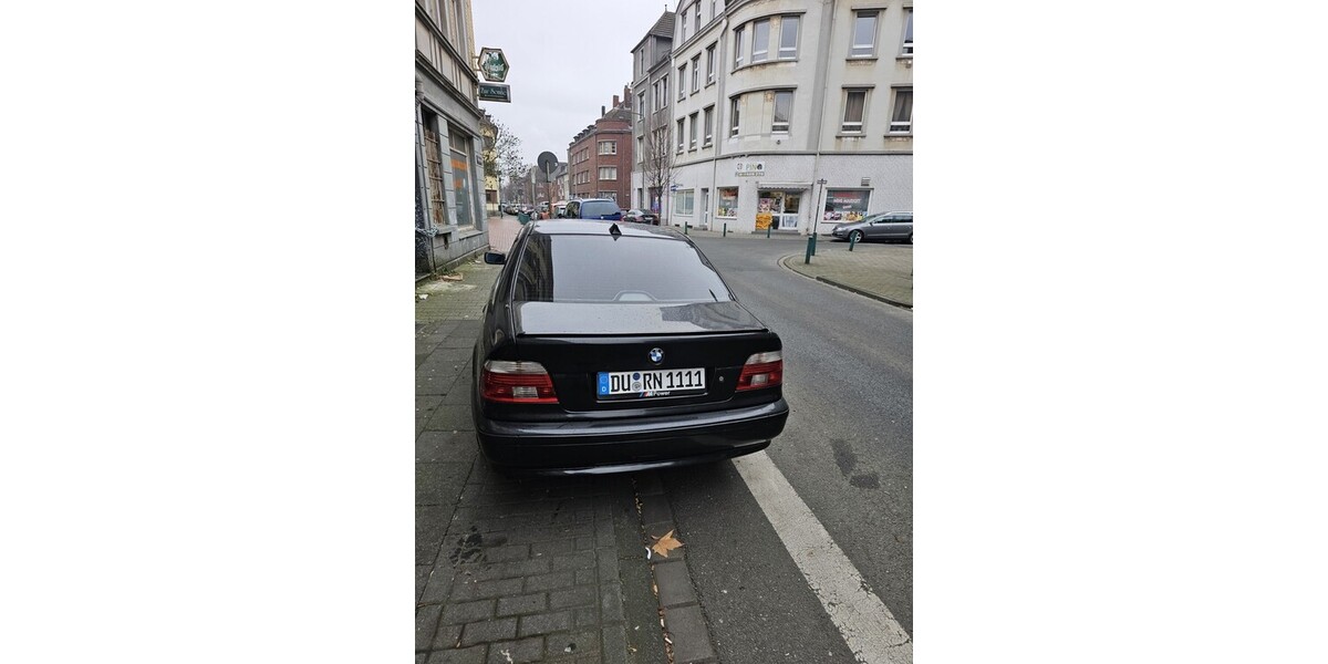 BMW 525 313.000 km 4.200 &euro; Duisburg 47051