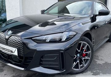 BMW i4 26.709 km 48.960 &euro; Essen 45134