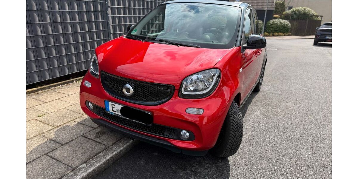 Smart ForFour 19.870 km 9.250 &euro; Essen 45259