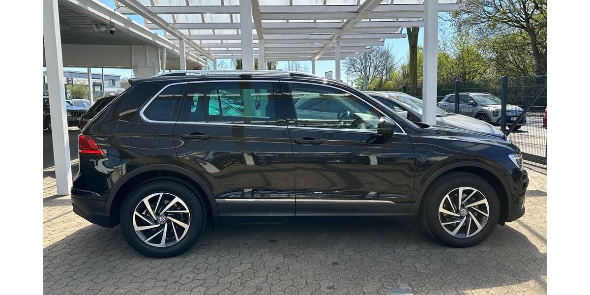 VW Tiguan 63.000 km 17.950 &euro; Dinslaken 46539