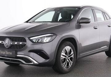 Mercedes-Benz GLA 180 8.679 km 35.885 &euro; Essen 45309