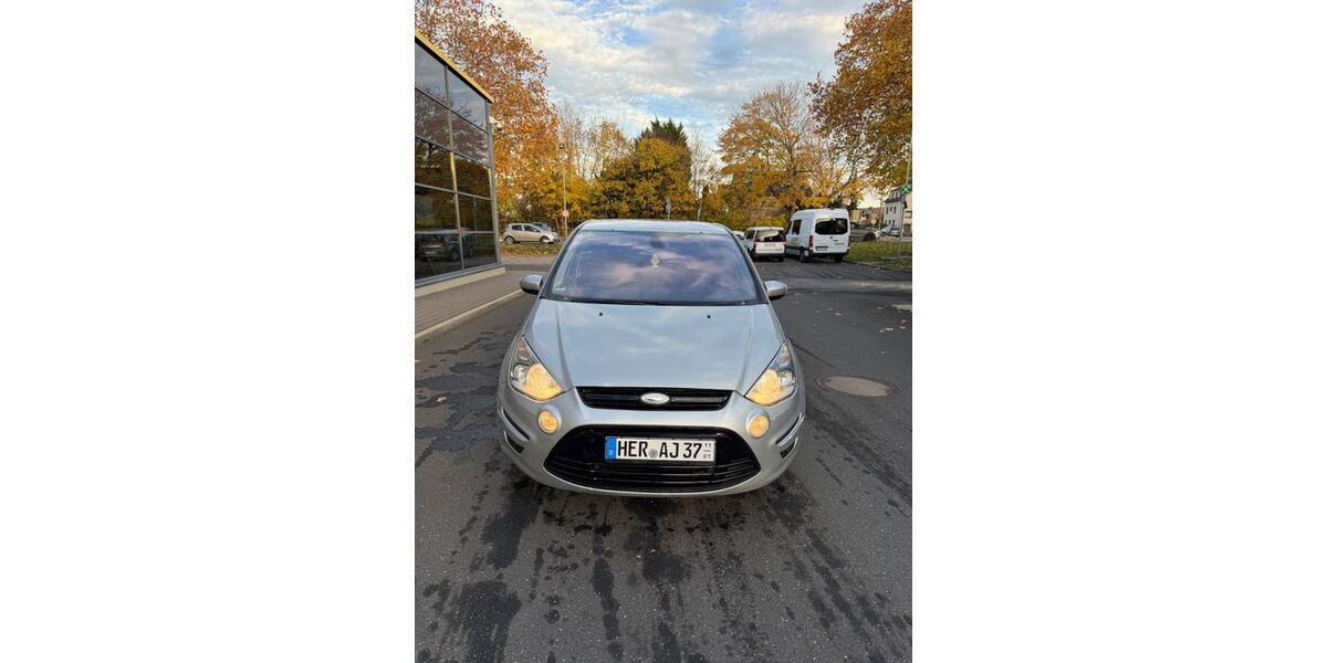Ford S-Max 243.000 km 5.500 &euro; Herne 44628